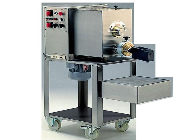 Machine à pâte manuel - 3 types de pâtes - 9 tailles d'épaisseurs - PEM  MP-200 - Cdiscount Maison